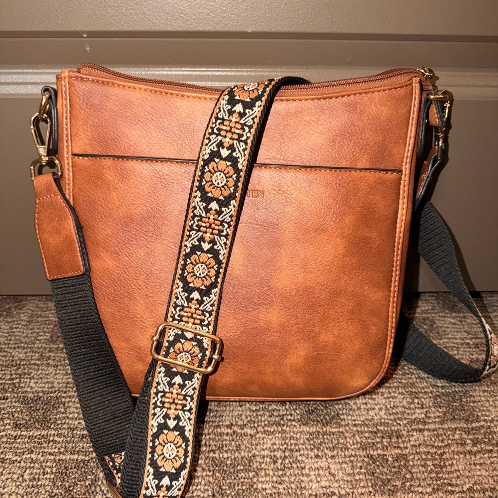Elegant Tan Crossbody Bag with Floral Strap